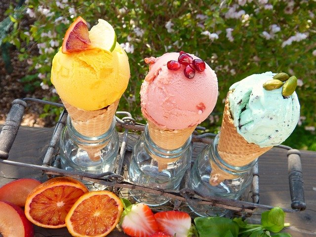 barevná zmrzlina